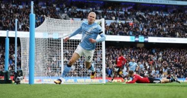 مانشستر سيتي يسحق مانشستر يونايتد بثلاثية في قمة الدوري الإنجليزي