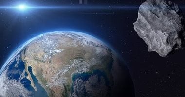 هل لكوكب الأرض قمران؟ دراسة حديثة تكشف عن شبه قمر يرافقه منذ سنوات
