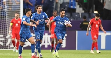 سالم الدوسري يتألق في تشكيلة الهلال ضد الأخدود بالدوري السعودي