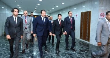 وزير الشباب والرياضة يفتتح مؤتمر ومعرض مصر الدولي للصحة 2025