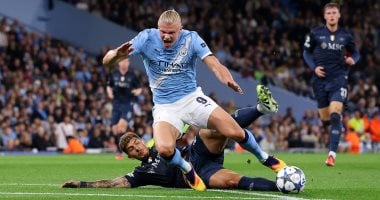 مانشستر سيتى يواجه نابولي في قمة مثيرة بعد طرد مبكر وغياب دي بروين