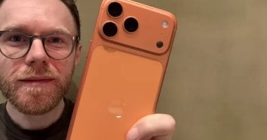 إطلاق هاتف iPhone 17 Pro البرتقالي الجديد يحدث ثورة في تصاميم آيفون