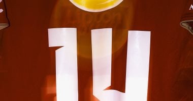 تأمل في غرفة ملابس الأهلي قبيل مواجهة سيراميكا في الدوري اليوم