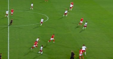 الأهلي يختتم الشوط الأول متقدما بهدف على سيراميكا