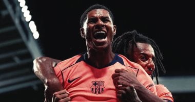 راشفورد يمنح نيوكاسل يونايتد الانتصار أمام برشلونة في مباراة مثيرة