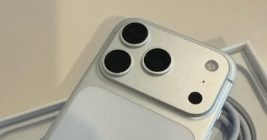 توافر الطلبات المسبقة لجهاز آيفون 17 للعملاء مع صور حصرية