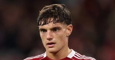 إصابة ليون تثير تساؤلات حول عودة كييزا في دوري الأبطال مع ليفربول