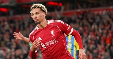 ليفربول يتجاوز الدور الأول من كأس الرابطة رغم غياب محمد صلاح