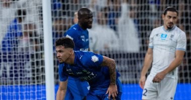 الهلال ينتزع التأهل لنصف النهائي بالدوري السعودي بفوز ساحق على الأخدود