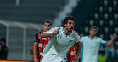 أحمد حجازي يقود تقدم نيوم بهدفين على الرياض في الشوط الأول بالدوري السعودي