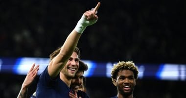 باريس سان جيرمان يتجاوز صدمة الليلة المؤلمة في دوري الأبطال الأوروبي