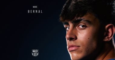 برشلونة يعلن بقاء مارك بيرنال حتى عام 2029 بتجديد رسمي للعقد 5 برشلونة يعلن بقاء مارك بيرنال حتى عام 2029 بتجديد رسمي للعقد