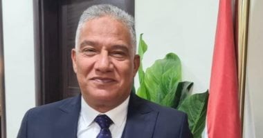 وزير قطاع الأعمال يودع اللواء جمال جاد العضو التنفيذي لشركة سيجوارت 5 وزير قطاع الأعمال يودع اللواء جمال جاد العضو التنفيذي لشركة سيجوارت