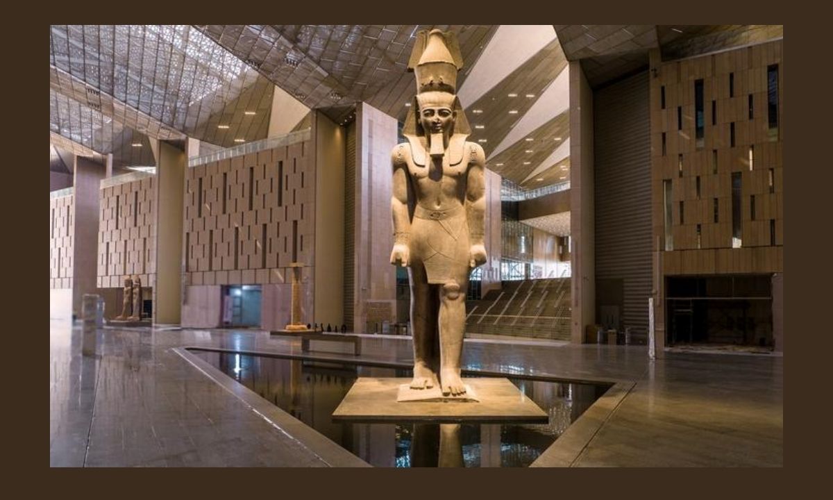 وزير السياحة.. المتحف المصري الكبير يستعد لافتتاح عالمي يبهر العالم ويكشف أسرار الحضارة الفرعونية 5 وزير السياحة.. المتحف المصري الكبير يستعد لافتتاح عالمي يبهر العالم ويكشف أسرار الحضارة الفرعونية
