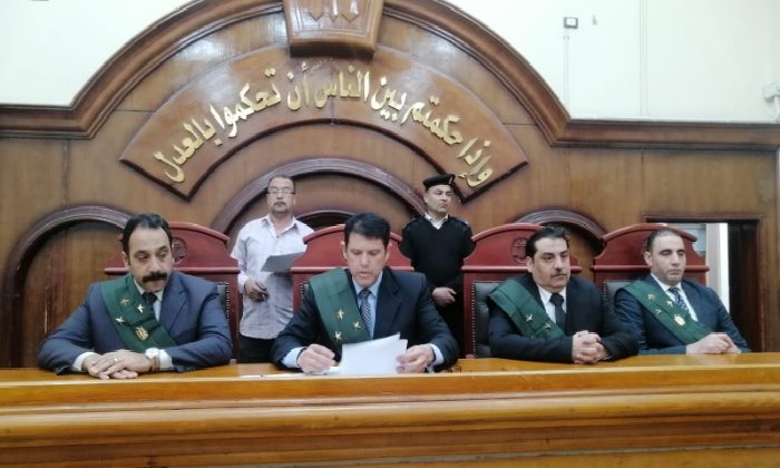 تأجيل محاكمة صيدلي بتهمة قتل والدته إلى الجلسة القادمة