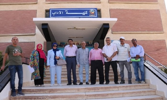 زيارة لجنة التقييم لكليتي الآداب والعلوم ضمن منافسة التميز في جامعة جنوب الوادي