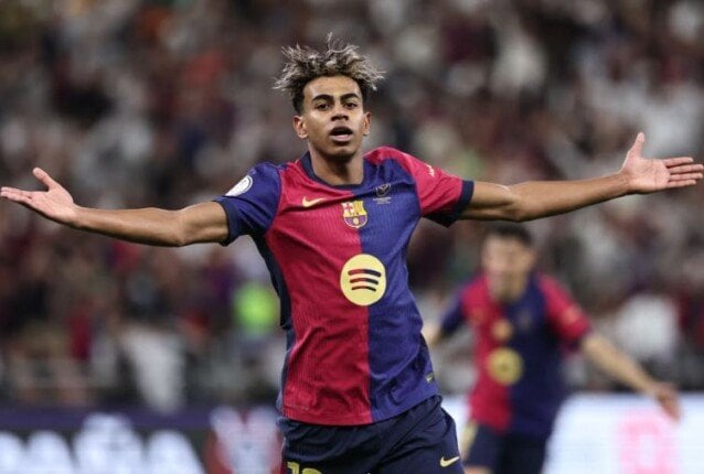 لامين يامال: ميسي هو أعظم لاعب على مر العصور وأتطلع للفوز بالكرة الذهبية مع برشلونة