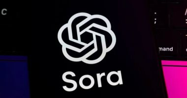 تطبيق Sora يحقق نجاحا مذهلا متفوقا على ChatGPT في الولايات المتحدة 1 تطبيق Sora يحقق نجاحا مذهلا متفوقا على ChatGPT في الولايات المتحدة