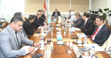 وزير الإسكان يتفقد تقدم أعمال الشئون العقارية والتجارية في هيئة المجتمعات الجديدة 12 وزير الإسكان يتفقد تقدم أعمال الشئون العقارية والتجارية في هيئة المجتمعات الجديدة